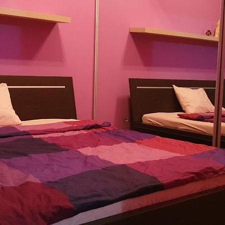 Westend Flat Budapest Bagian luar foto