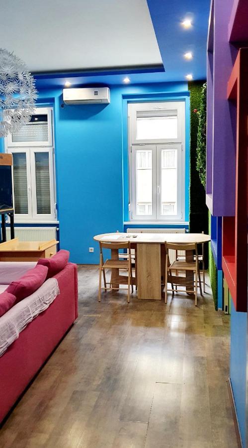 Westend Flat Budapest Bagian luar foto
